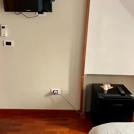 Bed & Breakfast 100 Ducati B&B